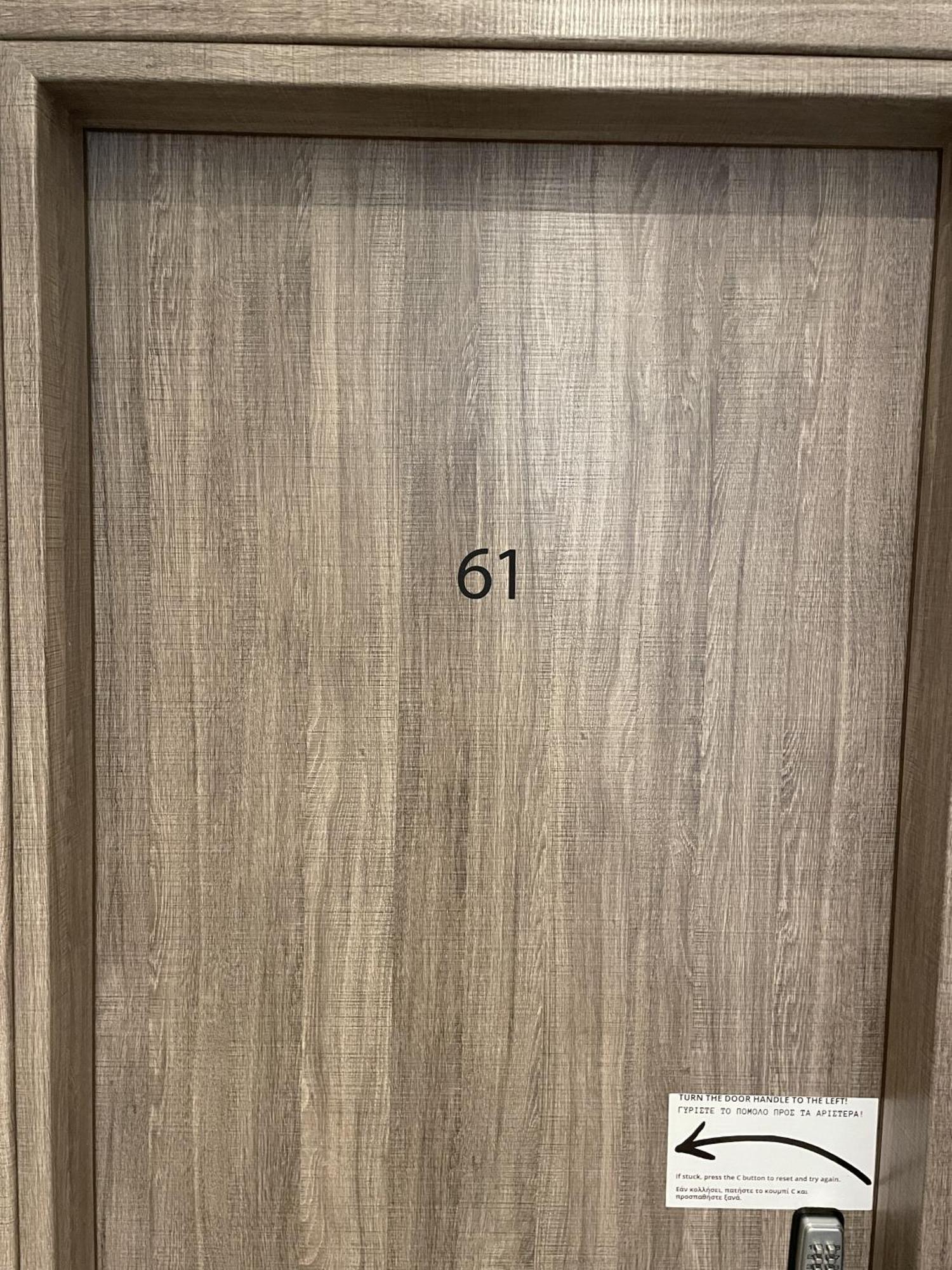אתונה Liberal Mini Rooms & Suites מראה חיצוני תמונה