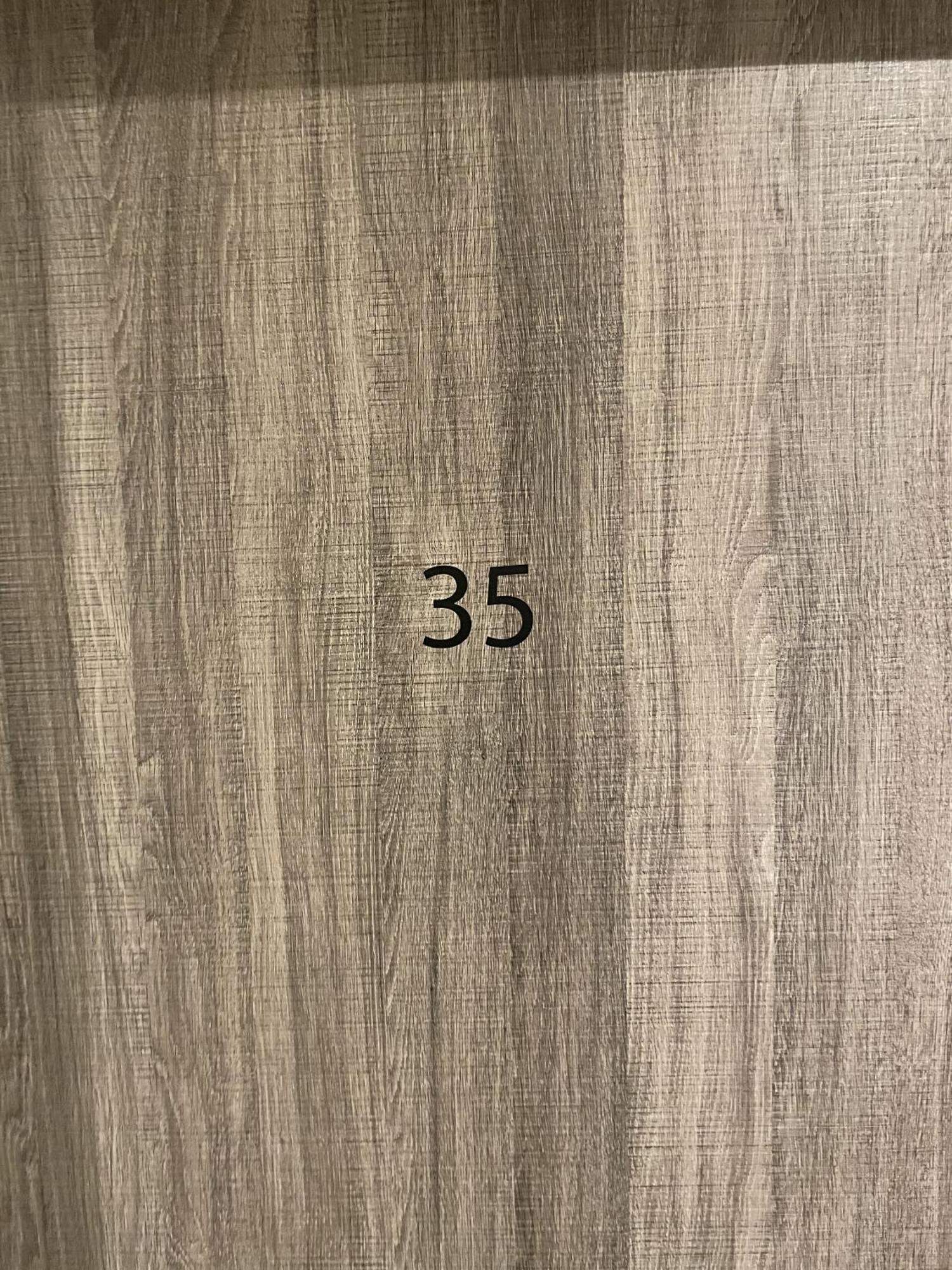 אתונה Liberal Mini Rooms & Suites מראה חיצוני תמונה